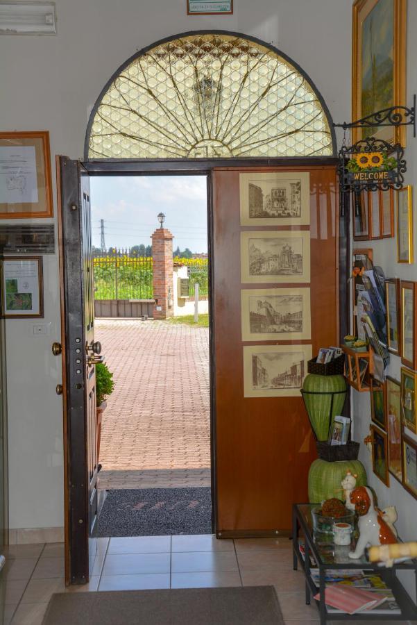 Le Tuie Villa Bologna Eksteriør bilde