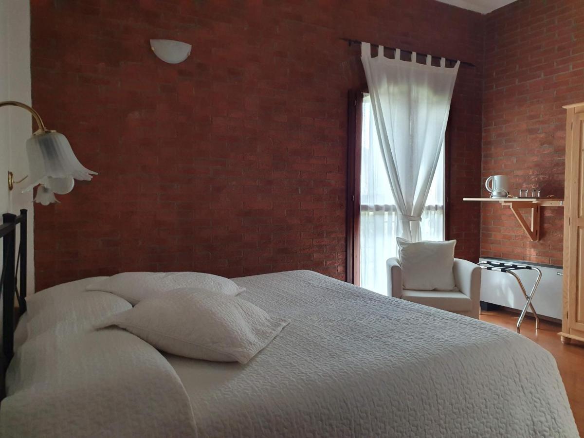 Le Tuie Villa Bologna Eksteriør bilde