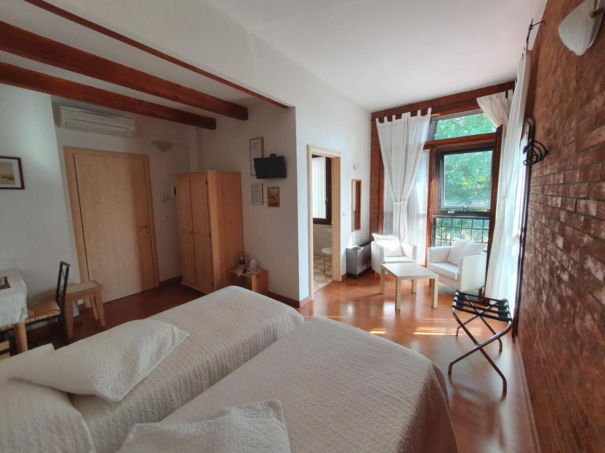 Le Tuie Villa Bologna Eksteriør bilde
