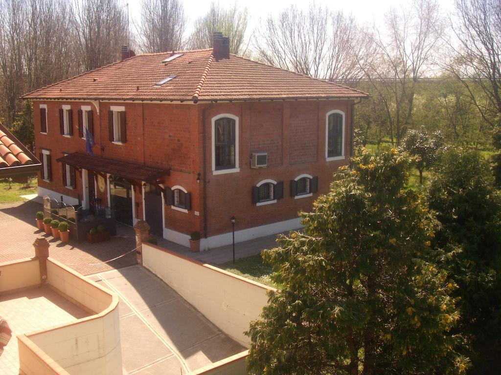 Le Tuie Villa Bologna Eksteriør bilde